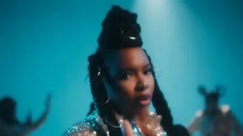 Yemi Alade - Amazing Grace