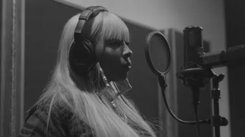 Mary J Blige - Beautiful Life Allstars