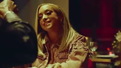 KPoint - Poupée (feat. KIM)