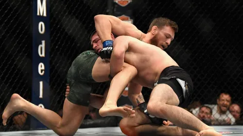 UFC : Khabib se moque de McGregor après sa mise à l’écart pour dopage