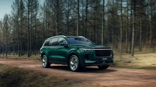 Des YouTubeurs ont parcouru 300 000 km en voiture électrique :...