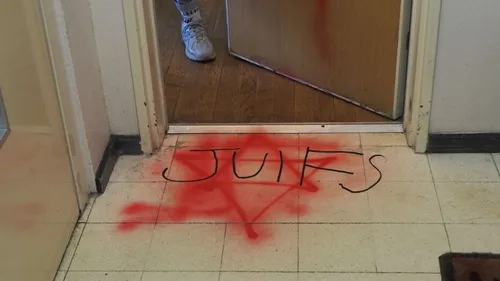 Scandale à Paris : une accusation d'antisémitisme fabriquée de...