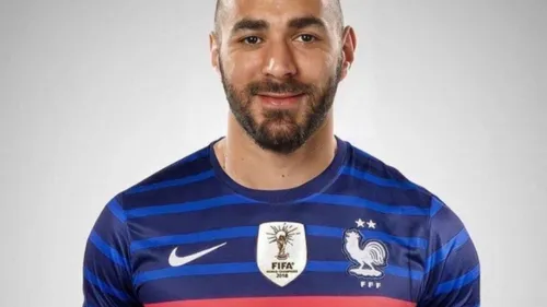 Benzema : les ventes de son maillot explosent [PHOTOS]