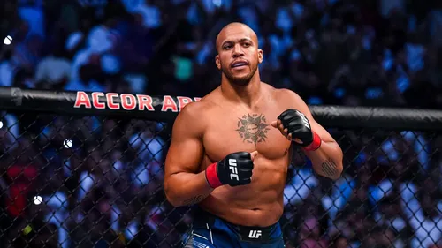 Ciryl Gane en vedette pour l'UFC Paris 3 en septembre ?