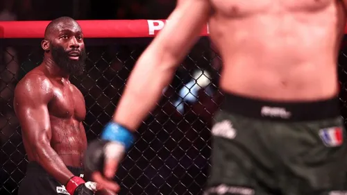 PFL Paris : Doumbè vaincu par Baki à cause d'une écharde