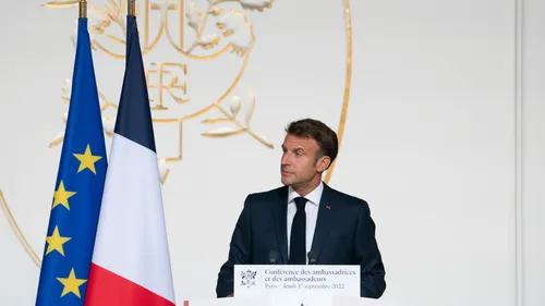 Emmanuel Macron annonce une allocution sur la crise ukrainienne et...