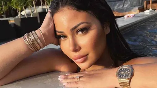  Maeva Ghennam attire la fureur des internautes après un post !