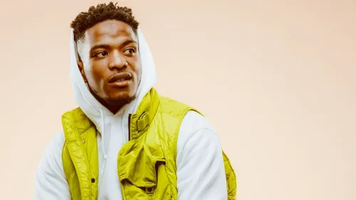 Niska revient en force avec un nouveau single 'Alexander' inspiré...