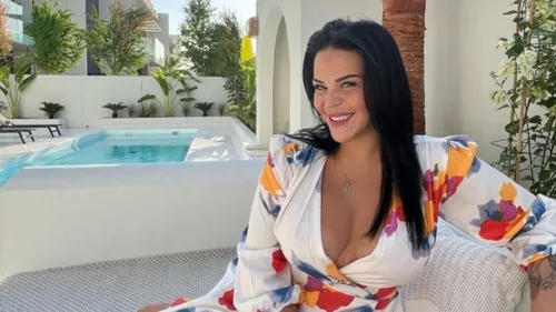 Sarah Fraisou se confie : elle se bat pour sa santé mentale et...