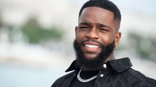 Tayc va devenir papa !