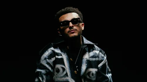 RK plonge dans le rap avec « Parachute », un single explosif