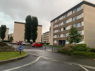 A Vire Normandie, un homme saute du 3ème étage après avoir...