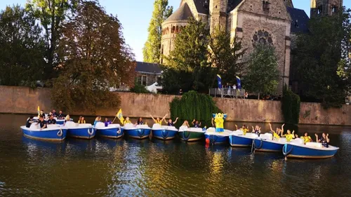 Photos : Le Metz Handball défile sur la Moselle