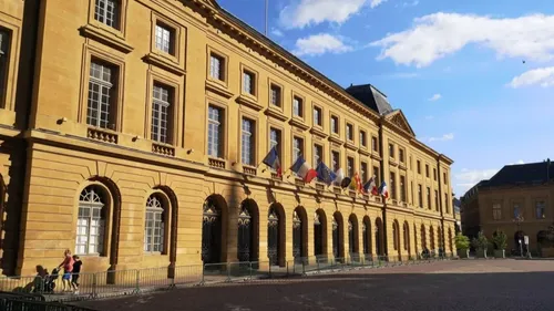 Lorraine : plusieurs rassemblements de soutien aux élus victimes de...