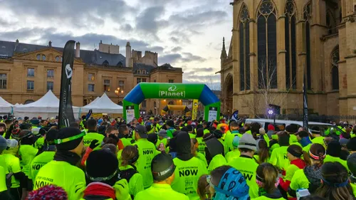 Nocti'Run 2025 : 2 500 coureurs contre les violences faites aux femmes
