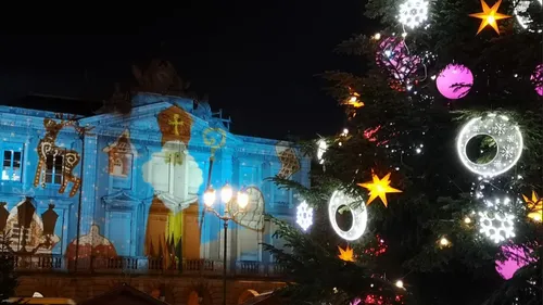 Pont-à-Mousson : Et si vous alliez décorer le sapin de la place...