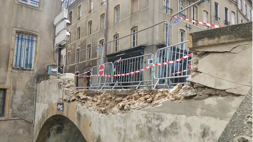 Metz. Une erreur de conduite sur une voiture automatique à...