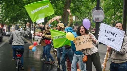 Greenpeace Nancy fait la Holà aux vélos ! 