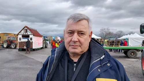 Le barrage des agriculteurs à Ottmarsheim
