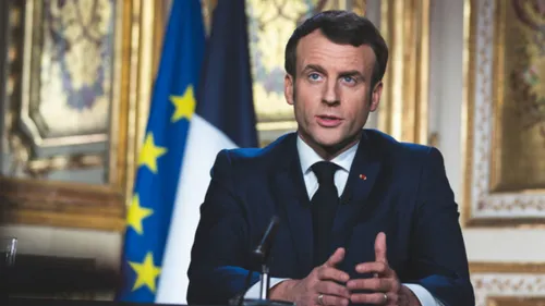 DECONFINEMENT | EMMANUEL MACRON DÉTAILLE LES GRANDES ÉTAPES DES...
