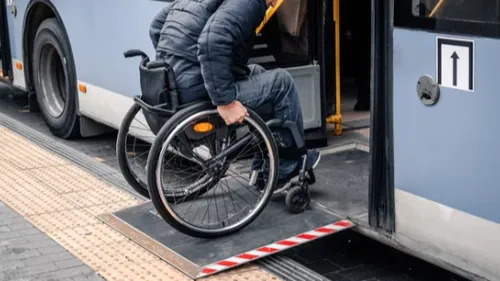 Jeux Paralympiques : les droits des personnes à mobilité réduite en...