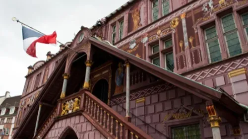 Il y a une certaine exagération dans le « royaume du Bollwerk »