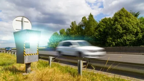 Flashé à 235 km/h sur une route limitée à 80 avec le véhicule d’un...