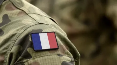 Grâce à sa nouvelle gamme de treillis, l’armée française renforce...