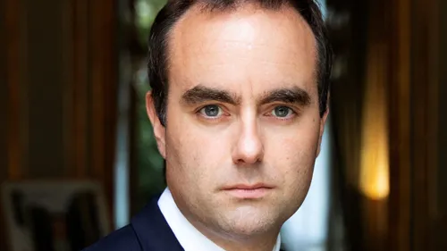Sébastien Lecornu poursuit les discussions avant la date limite