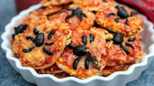Mini pizzas d'halloween : spider pizza