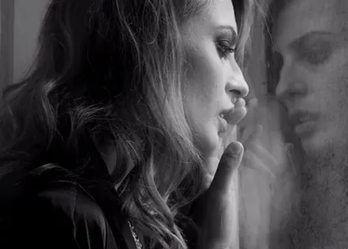 L'interprète du biopic de Dalida fait un malaise en direct