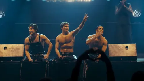 2Be3 : regardez la bande-annonce de la série !