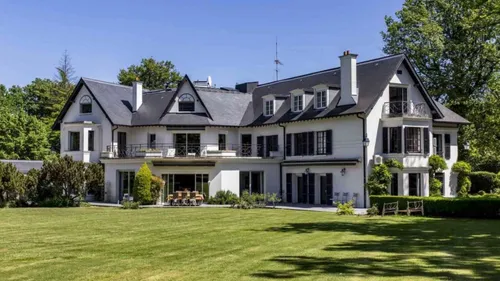 La propriété de Johnny, à Marnes-la-Coquette, enfin vendue !