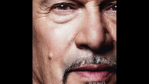 Florent Pagny donne le ton avec le morceau « Grandeur Nature »