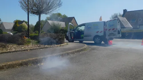 Glomel : des tests à la fumée sur le réseau d'assinissement