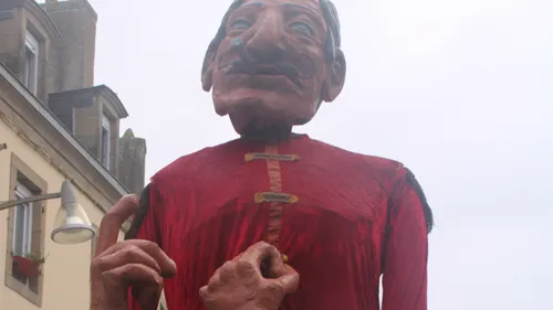 Douarnenez: retour en images sur le défilé des Gras!