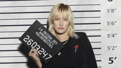 Stéphane sort un second album intitulé "La Prison des Amoureuses...