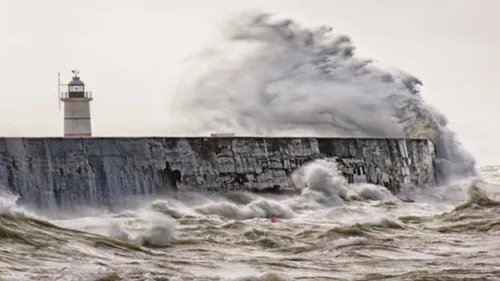 Tempête Aurore: 3 départements bretons placés en vigilance orange