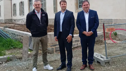 Carhaix: Un accord signé pour permettre la naissance du Breizh Park