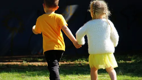 Pass Colo : Aurore Bergé annonce une aide pour envoyer 80% des...