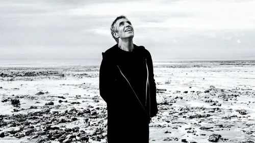 Julien Clerc annonce une tournée pour ses 80 ans en 2027