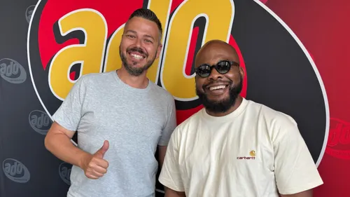 (vidéo) Pit Baccardi fête 25 ans de carrière et fait sa...