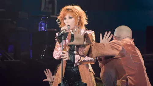 Mylène Farmer dévoile un album live de « Nevermore » !