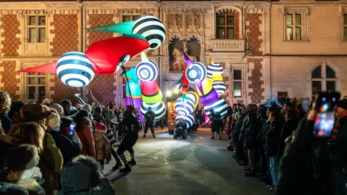 Noël à Blois : ouverture de la grande roue et de la patinoire le 9...