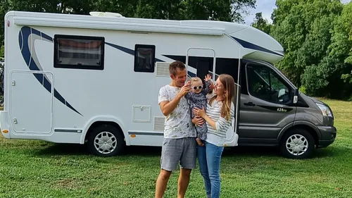 Deux-Sèvres : ils partent faire le tour du monde… en camping-car