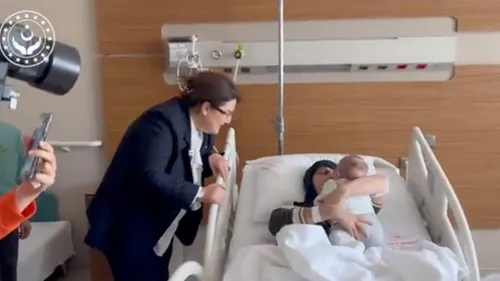 Turquie : une mère retrouve son bébé deux mois après le terrible...