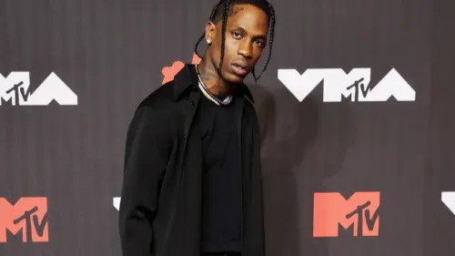 Travis Scott, Bad Bunny et The Weeknd font sensation avec le single...