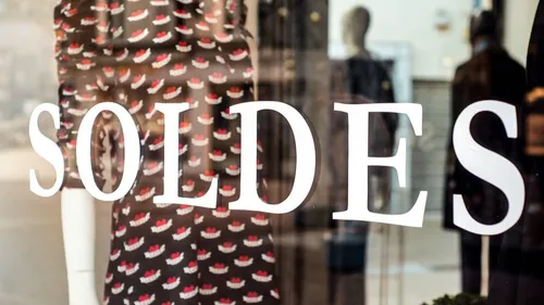 Soldes d'été : coup d'envoi ce matin