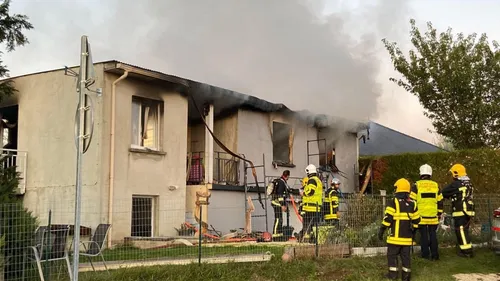 Une adolescente incommodée par les fumées d'un incendie