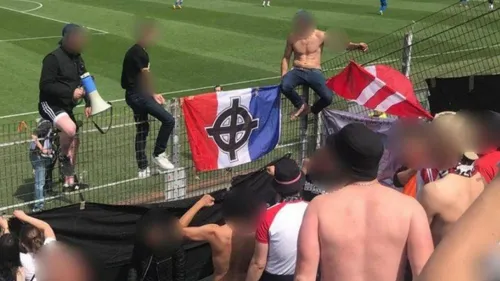 Croix celtique vue en tribune du match Lorient-Reims : la ligue de...